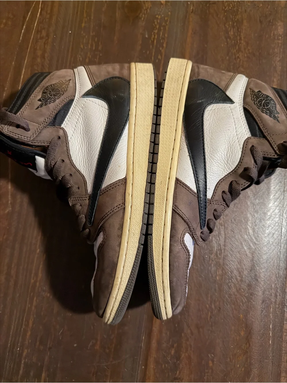 Fashion Air Jordan 1 Retro High OG "Mocha" - 10M - Picture 4 of 10
